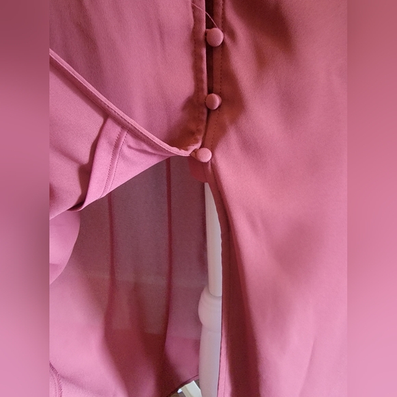 Express Midi Skirt with slit size S - Picture 2 of 5